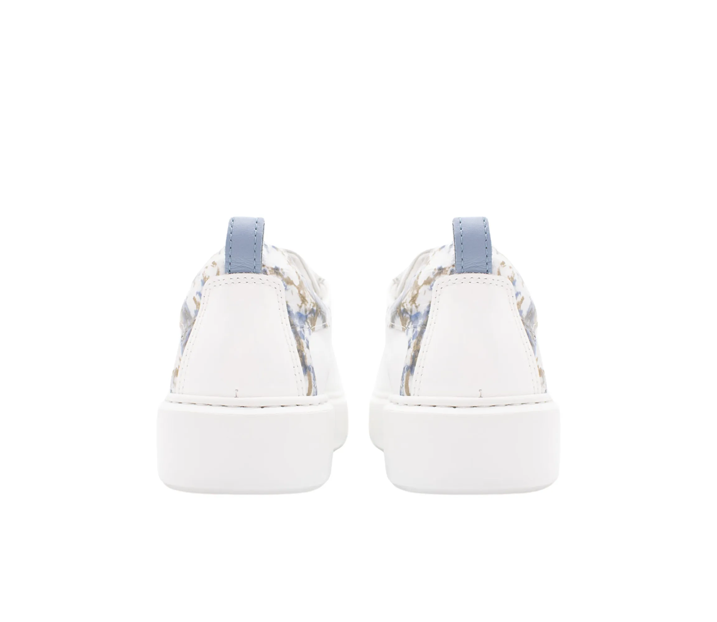 Acqua Bella Sneakers