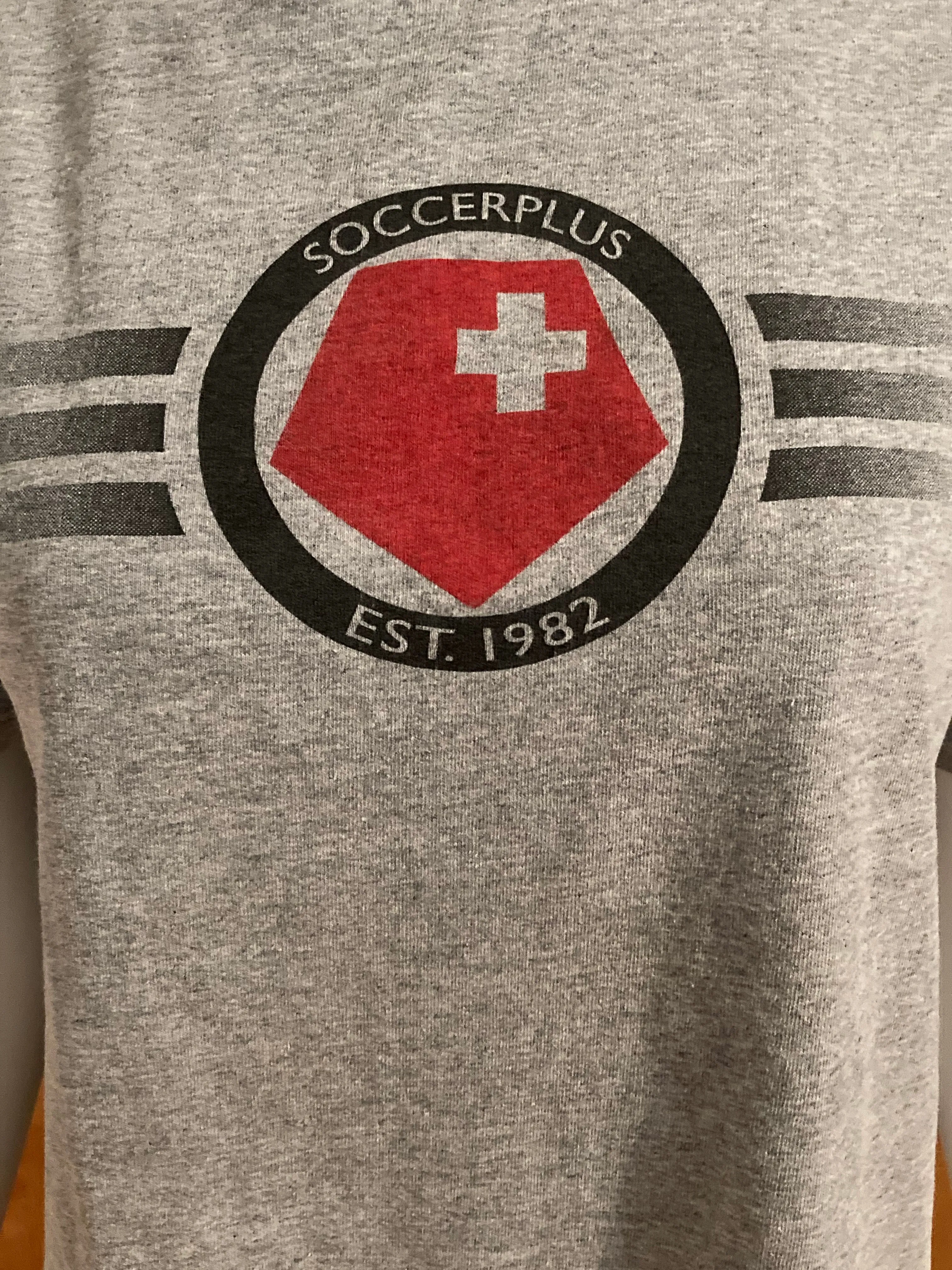 ADIDAS "SOCCER PLUS EST 1982" SOCCERPLUS.ORG Graphic Print Kids Youth Unisex T-Shirt Tee Shirt L Large Lrg Gray Shirt