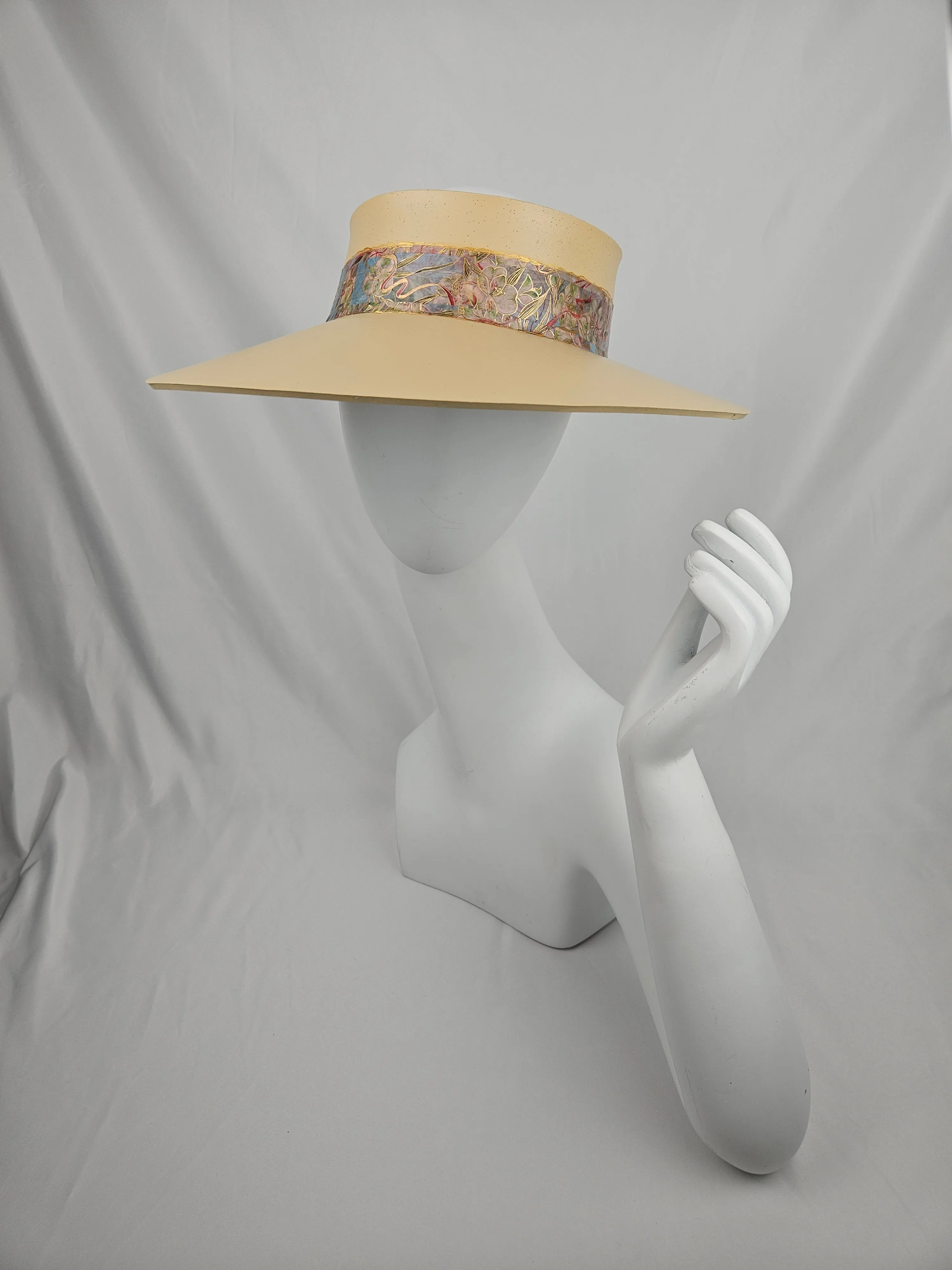 Beige "LadyEVA" Visor Hat with Multicolor Floral Band