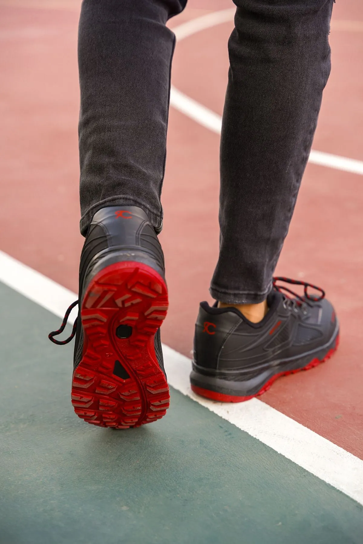 Black Red Unisex 3d Rubber Trekking Shoes 00128030