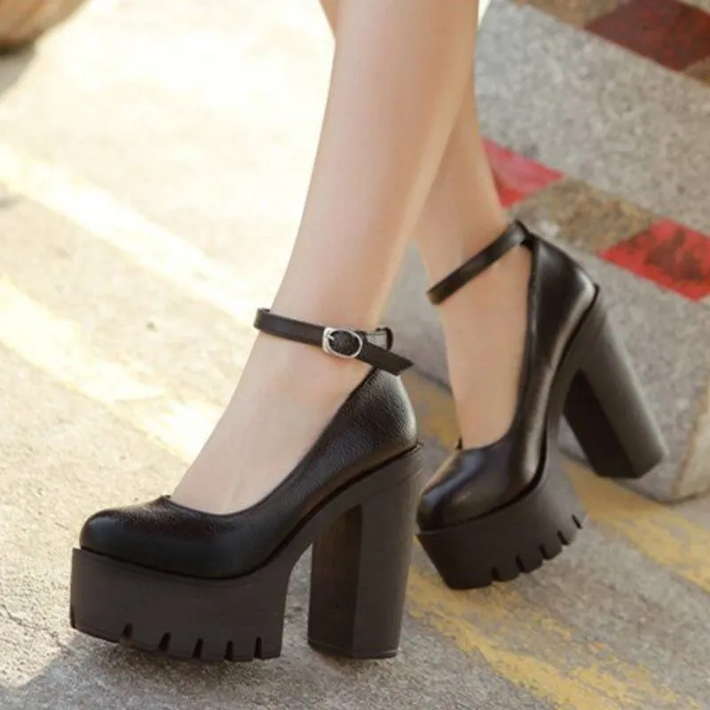 Chic and Gothic High Heeled Platform Pumps