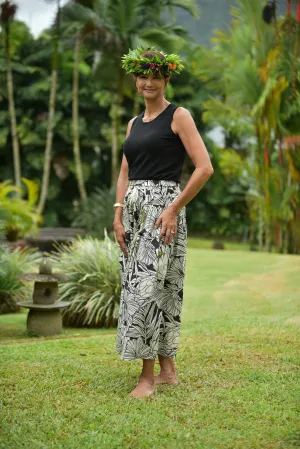 Cora Spearman Hawaii WOMENS Protea Black Pleated Maxi Skirt