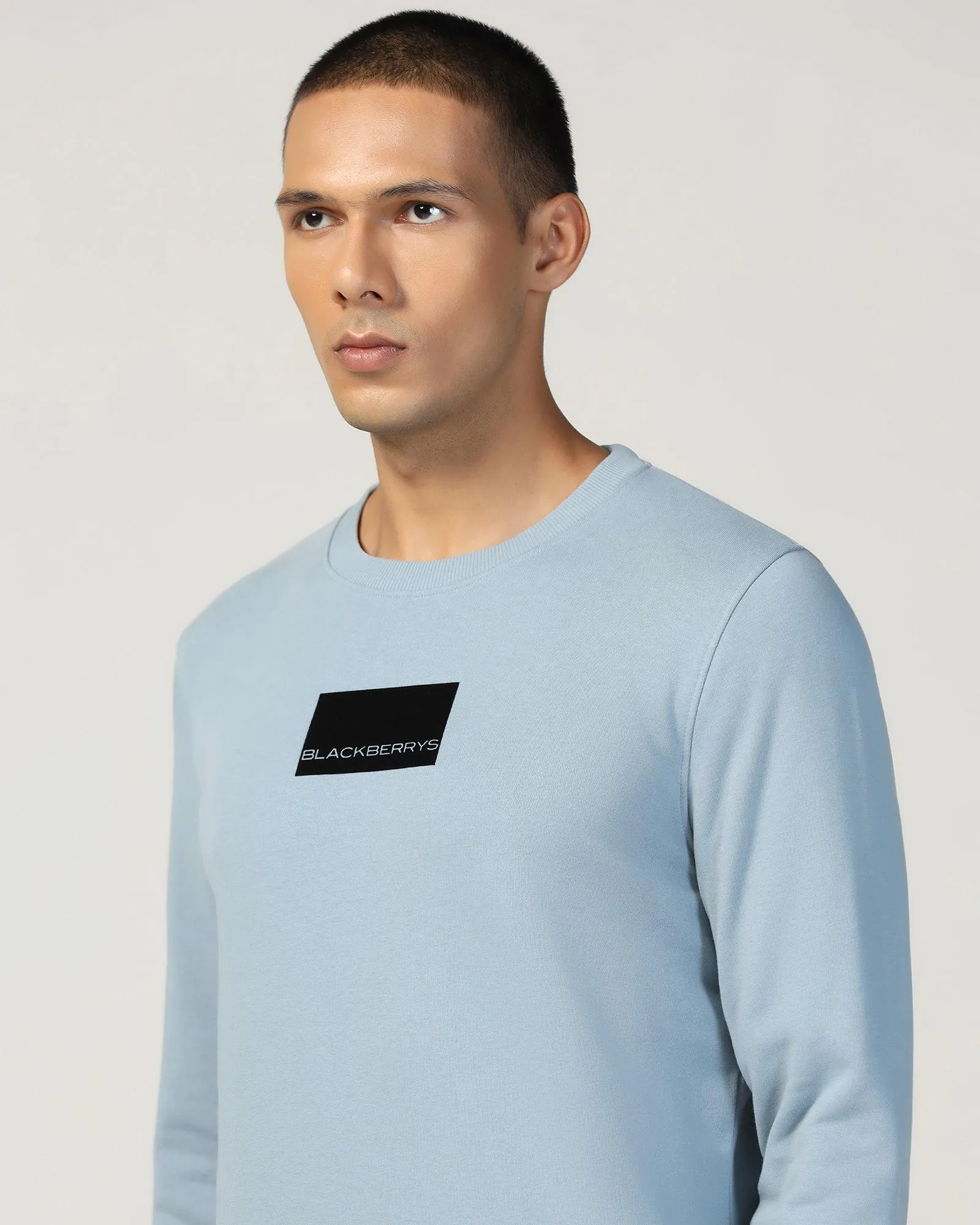 Crew Neck Airy Blue Solid Sweatshirt - Uno