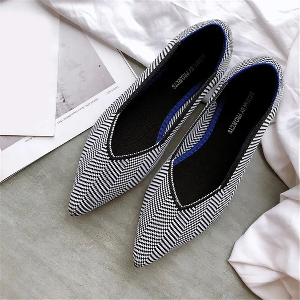 Delicate Flat Knitted Pointed Shoes