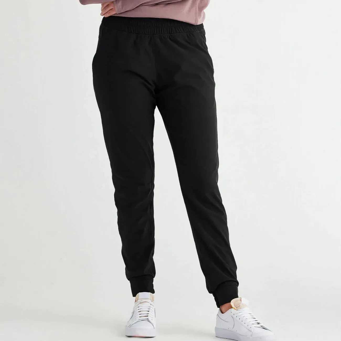 Free Fly Women's Breeze Pull-On Jogger in Black