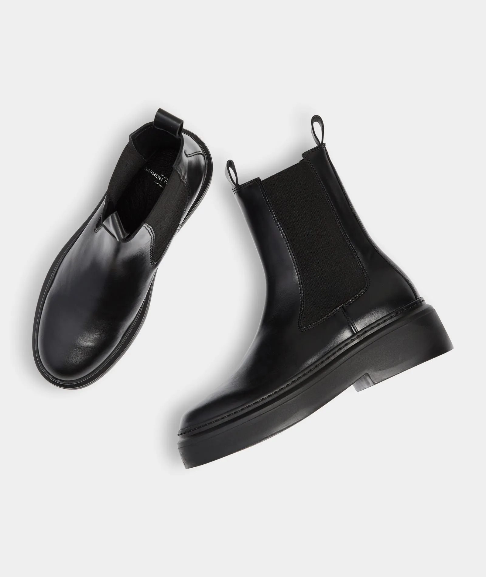 June Chelsea - Black Leather / Black Sole