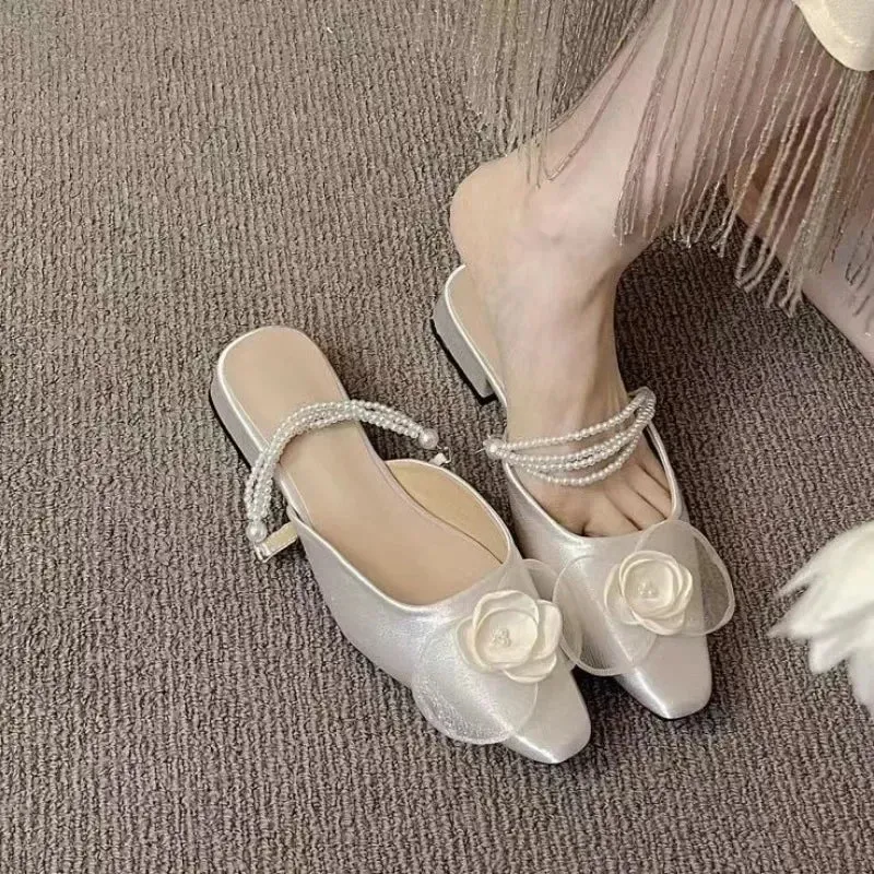 TAVIMART  -  New Chinese Sweet Flower Women Shoes Simple and Gentle Style Coarse Heel Camellia Mary Jane Shoes French Silk Wedding Shoes