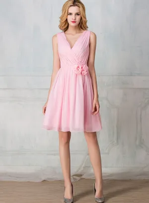 V-shape neckline cocktail-length chiffon short prom dress