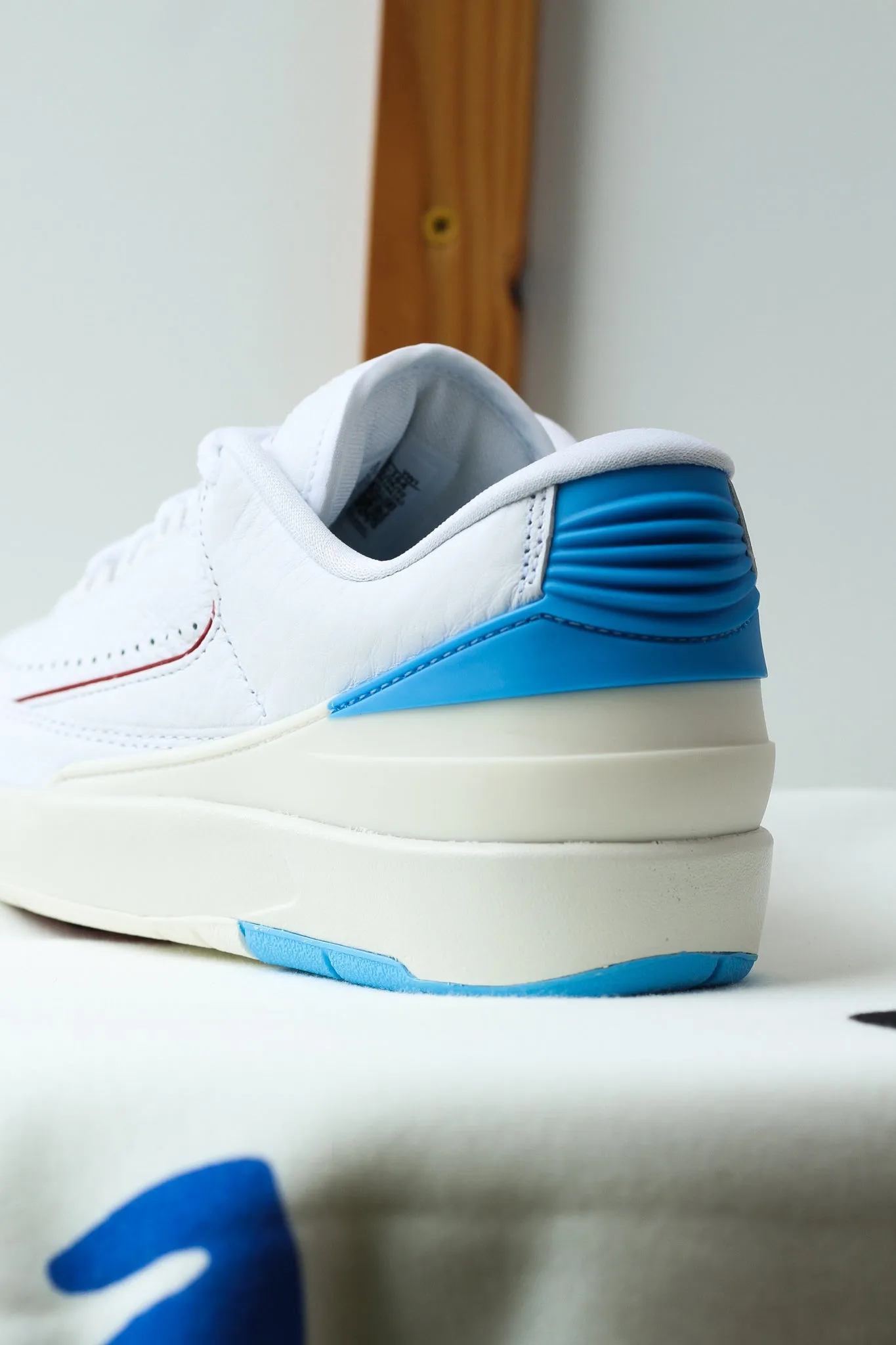 W AIR JORDAN 2 RETRO LOW "UNC TO CHICAGO"