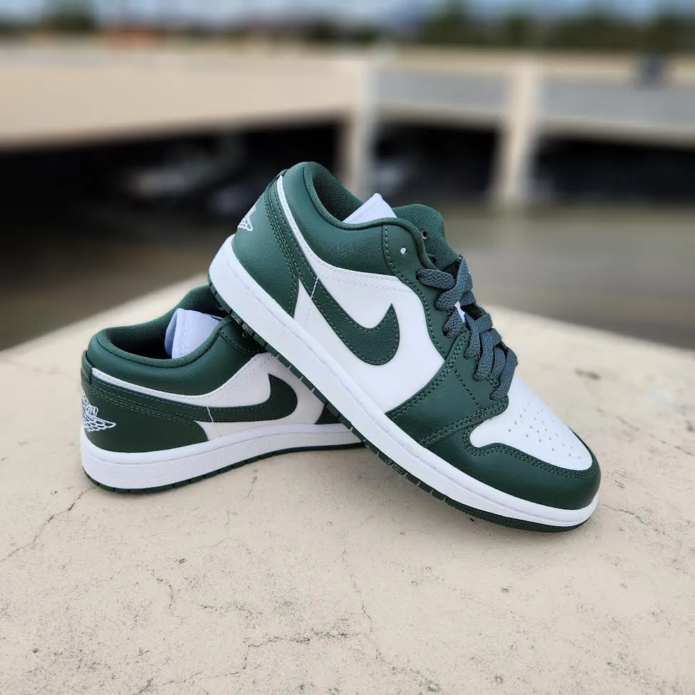 WMNS AIR JORDAN 1 LOW 'GALACTIC JADE'