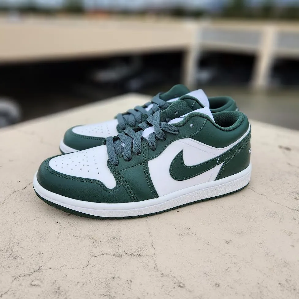 WMNS AIR JORDAN 1 LOW 'GALACTIC JADE'