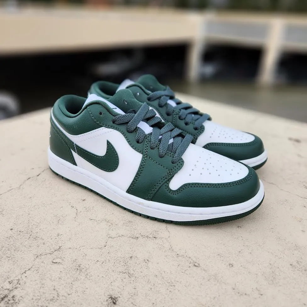 WMNS AIR JORDAN 1 LOW 'GALACTIC JADE'